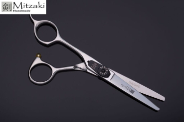 5,5 Zoll Linkshandschere MITZAKI-Niiky-LEFT, für alle Coiffeure die das besondere lieben, fester Fingerhaken, Premium - HOHLSCHLIFF , Ergo-Form für ermüdungsfreies Arbeiten